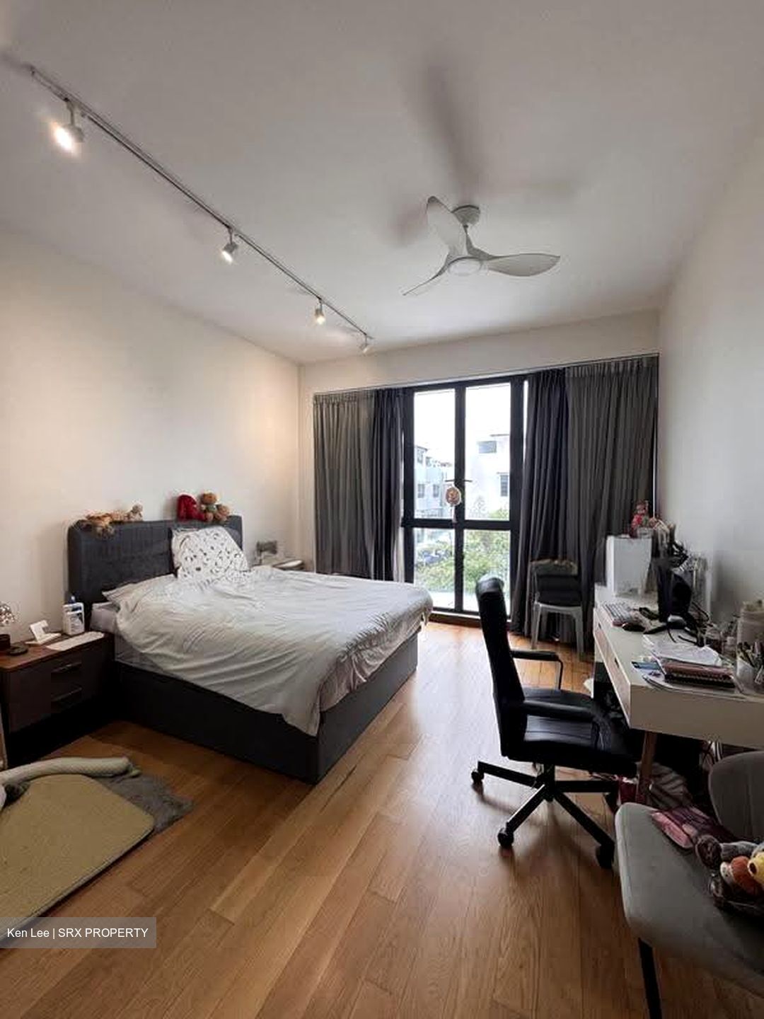 Luxus Hills (ph 7) (D28), Terrace #635198851